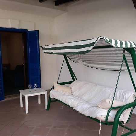 Villa In Villaggio ポルト・チェザーレオ エクステリア 写真