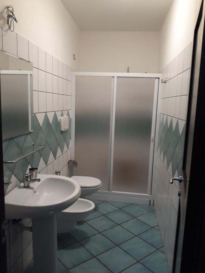 Villa In Villaggio ポルト・チェザーレオ エクステリア 写真